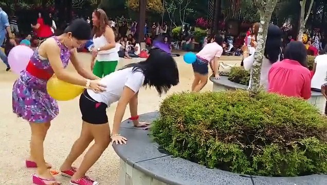 Bayanların Balon Patlatma Oyunu