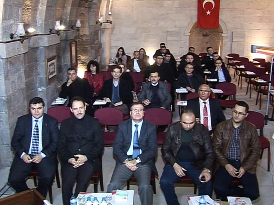 TALAS'TA TÜM BELEDİYECİLERE EMLAK EĞİTİMİ