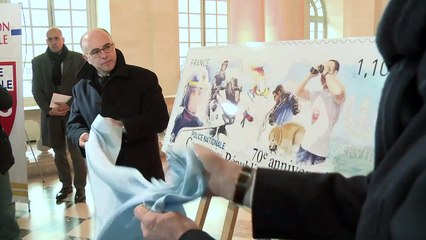 Cazeneuve s'engage à augmenter le nombre des CRS