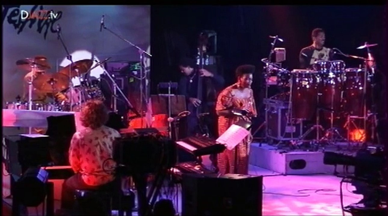 Dianne Reeves - Afro Blue