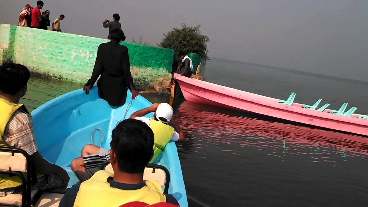 Keenjhar Lake
