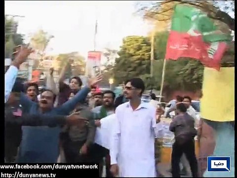 Dunya News - Hyderabad: PML-N, PTI workers clash outside Press Club