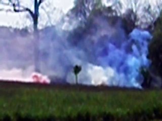 Feu d'artifice de jour pour un anniversaire.