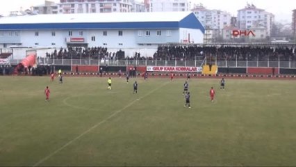 Van Asker Selamı Sahayı Karıştırdı-2