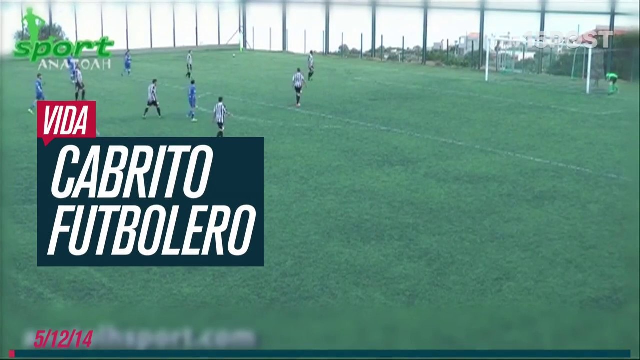 Un cabrito sueña con jugar al fútbol - 15POST