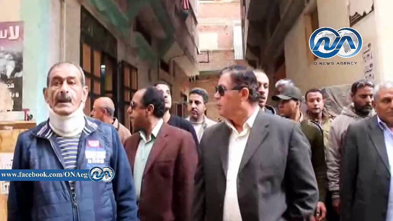 محافظ دمياط يشهد أعمال الرصف بالبلاطات الخرسانية بشوارع المدينة