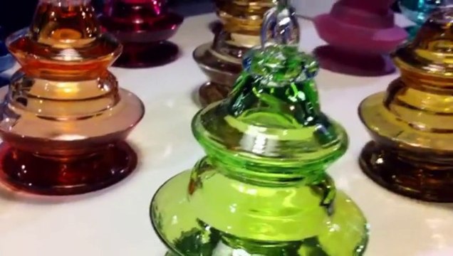 Fabrication des boules de Noël à Meisenthal