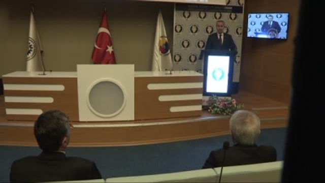 Arınç: Akşam Düşündüğünü Sabah Yapacak Kadar Güçlü Bir Siyasi İstikrarı Türkiye Tanıdı