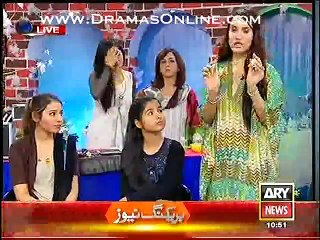 Sirf Lipstick Se Poore Face Ka Makeup Kis Tarah Kia Jaye, Model Nadia Hussain Telling