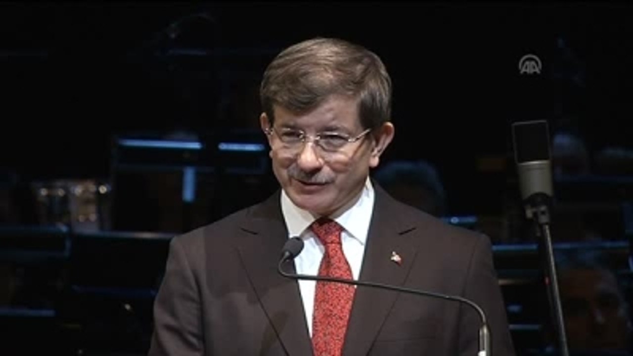 Davutoğlu: "Vizeleri Kaldırma Kararı Aldık"