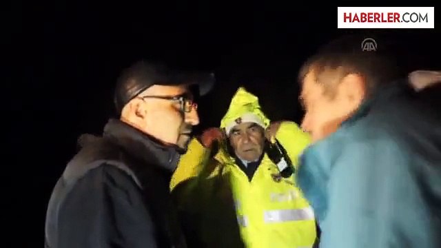 Büyükbaş Hayvan Yüklü Tır Devrildi