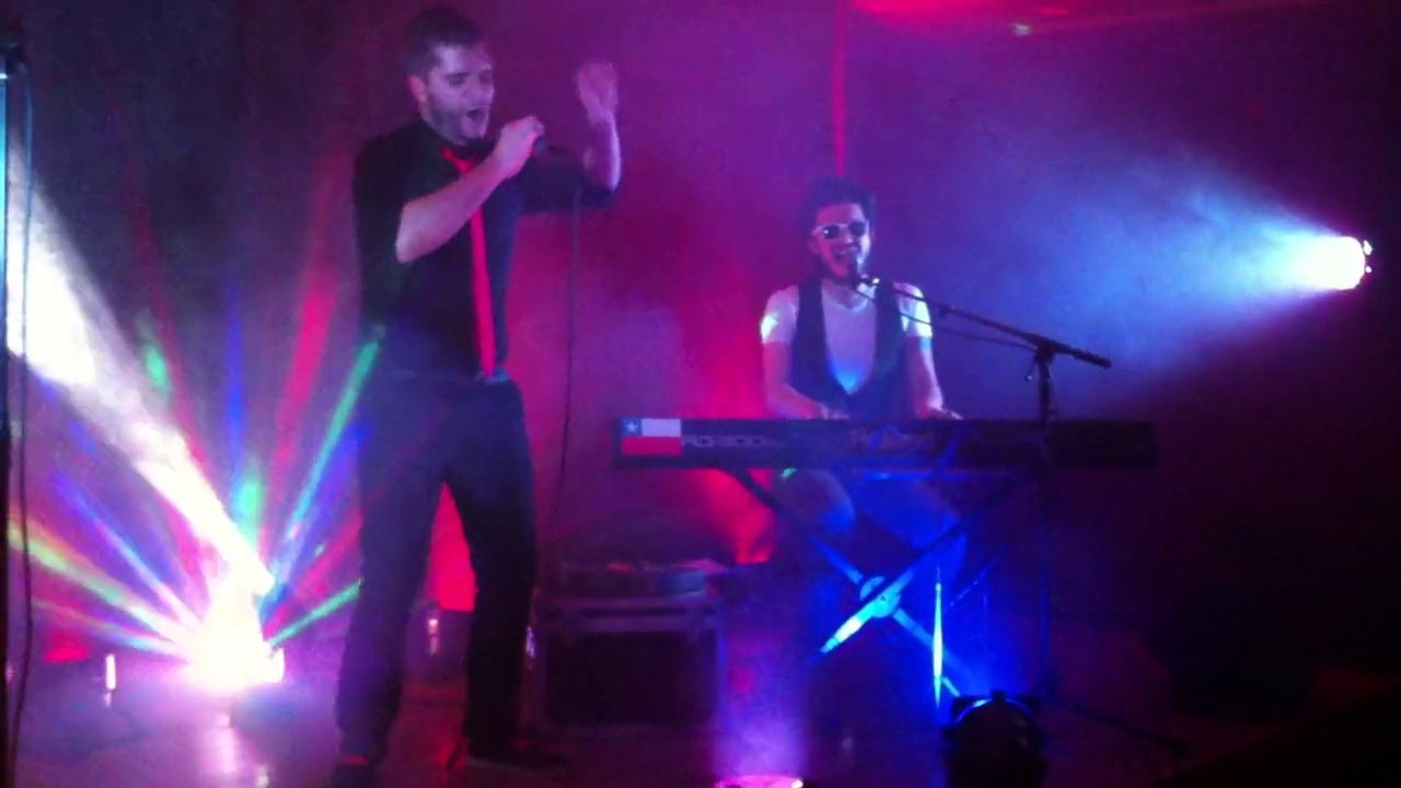 OUAT  "Stand by Me" live  le 10 novembre 2014 HD (720p)