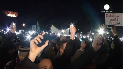 Dresden: 10.000 "Pegida"-Anhänger und 9.000 Gegendemonstranten