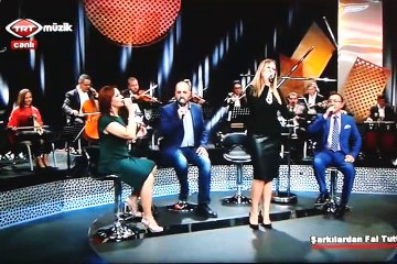 Nevra Günay Tosun - Bunca Güzel İçinde Birisi Var Ki