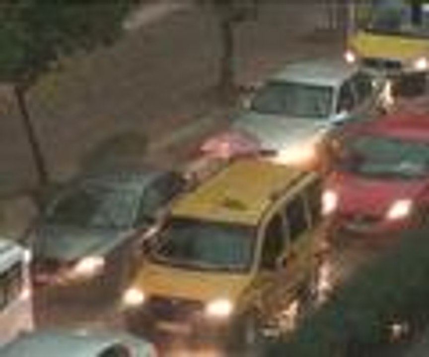 Antalya'yı sağanak vurdu