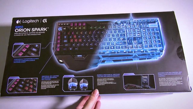 Unboxing Logitech G910 2
