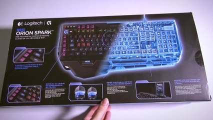 Unboxing Logitech G910 2