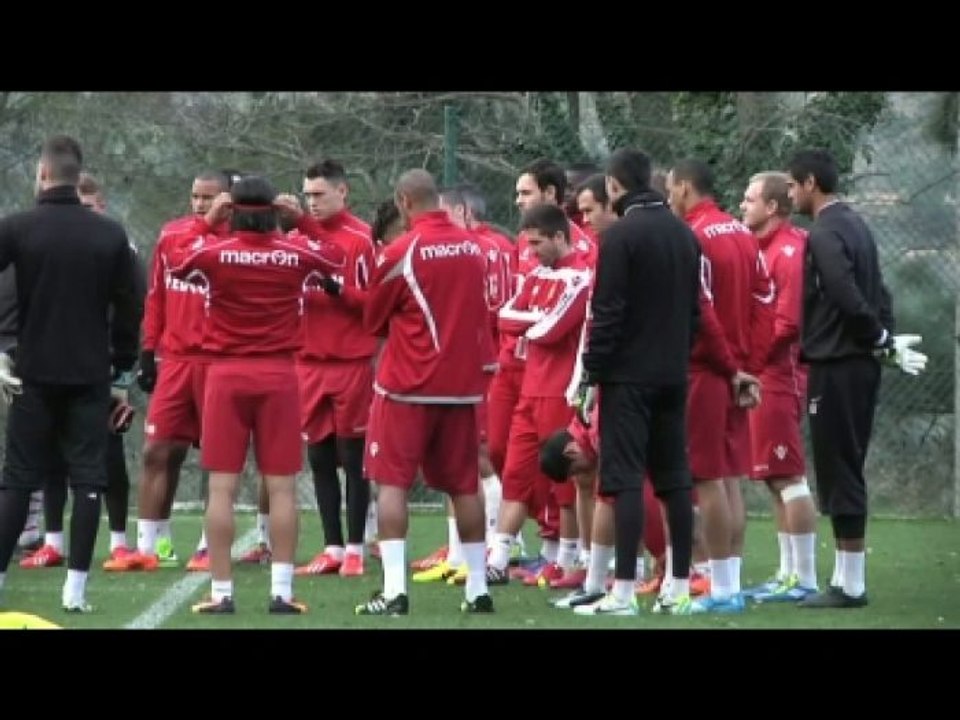 FOOT - L1 - ASM : Calme plat sur le Rocher