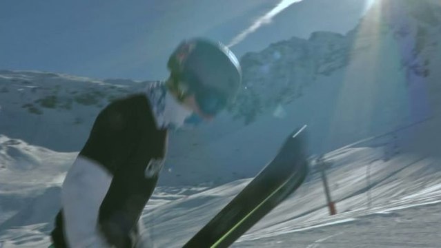 SKI FREESTYLE - SLOPESTYLE : Adelisse, le rookie qui monte