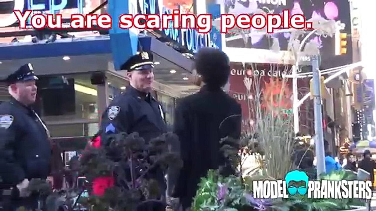 Jerking Off In Front Of Cops Prank!