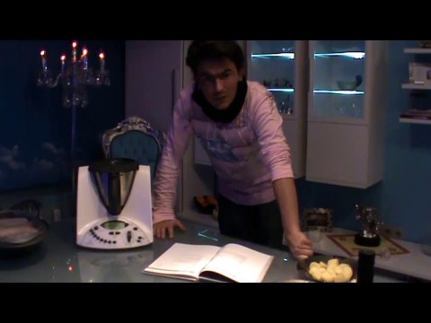 Thermomix TM 31 Mr Thermomen Matthias kocht Graupensuppe mit Knobelinen