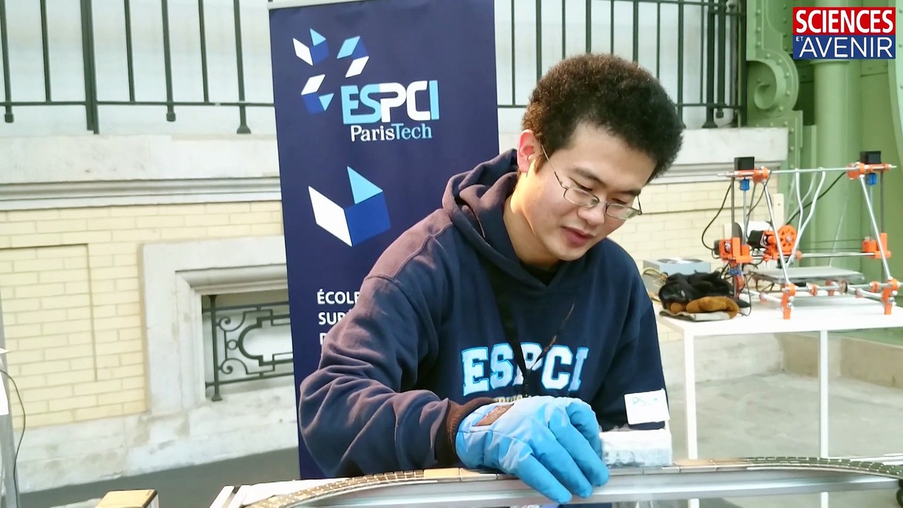 HIGH-TECH. Un train modèle réduit à sustentation magnétique