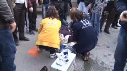 Servis Aracının Çarptığı Kadın Yaralandı