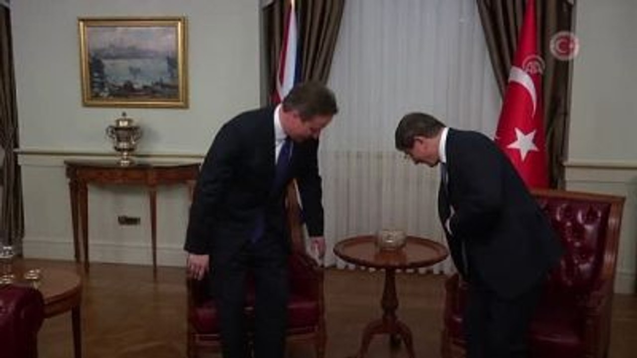 Davutoğlu-Cameron Görüşmesi