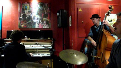 Patrick FILLEUL & GUESTS, (2) Bar le Strapontin, à Tours, le 8 décembre 14.