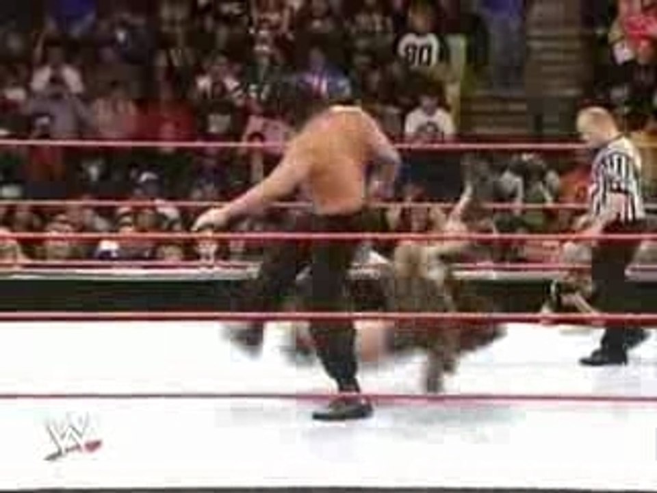 Wwe raw du 19/02/07 match 5