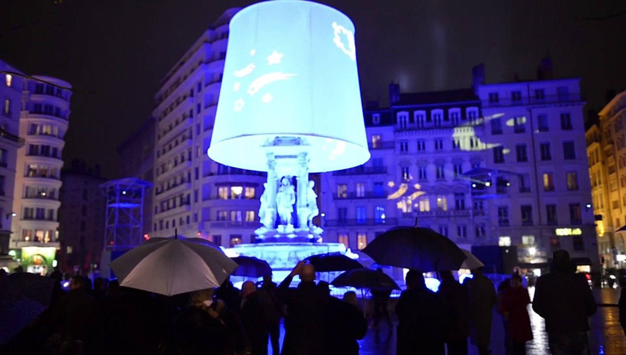 FÈTE DES LUMIÈRES 2014 - LYON - Place des Jacobins