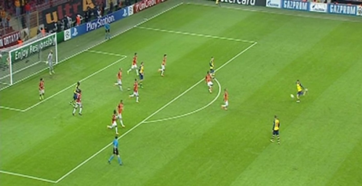 Ramsey, Ceza Sahası Dışından Topu Doksana Yolladı