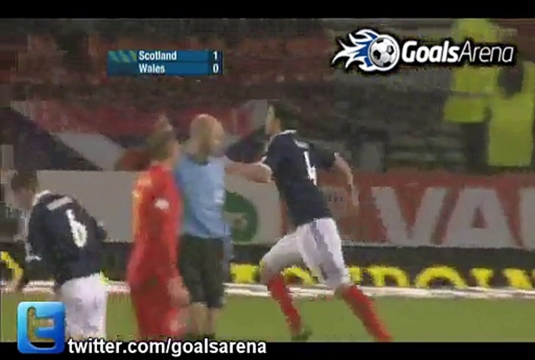 Scotland 1-2 Wales (highlights)