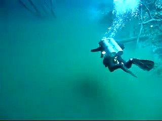 Denizin Altında Akan Nehir?