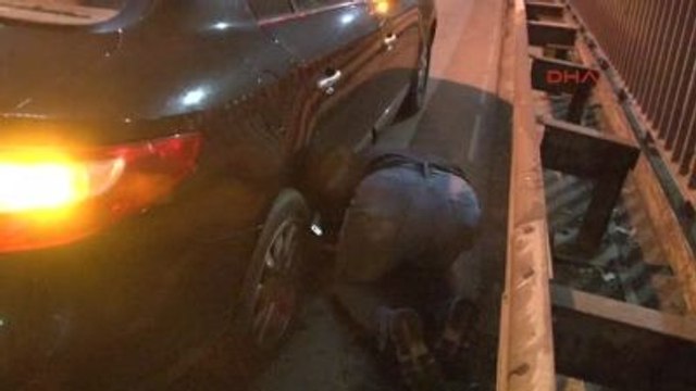 Yola Saçılan Falçatalar Onlarca Aracın Lastiğini Patlattı; Haliç Köprüsü Trafiğe Kapandı