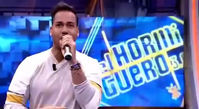 Romeo Santos Cantando Acapella