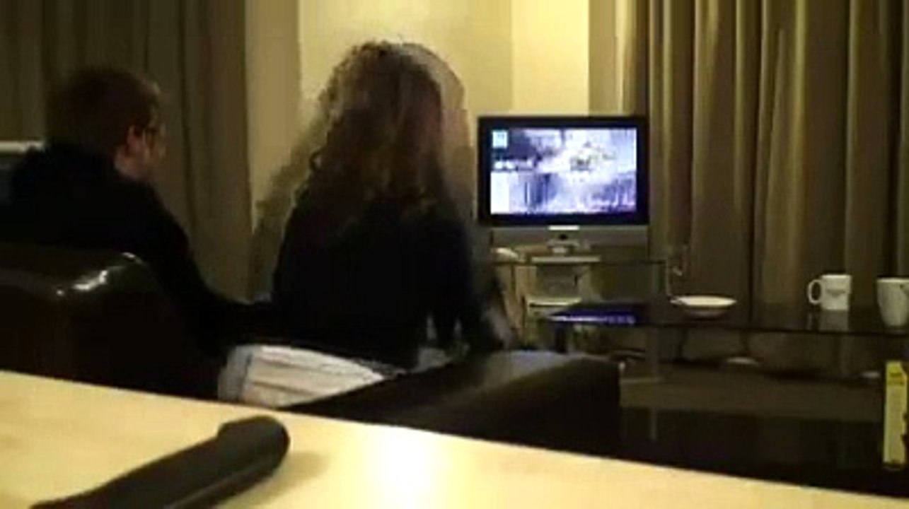 Willie Evangelista - This is why you let your girlfriend win at video games!
