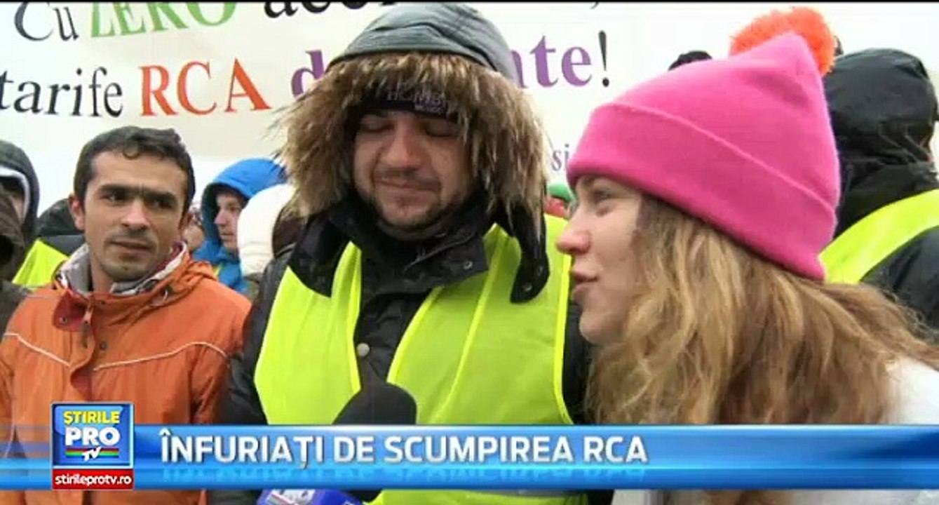RCA-ul tot mai scump a scos sute de oameni in strada