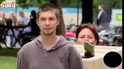 Kutudan Çıkan Dev Anakonda Dehşet Saçtı