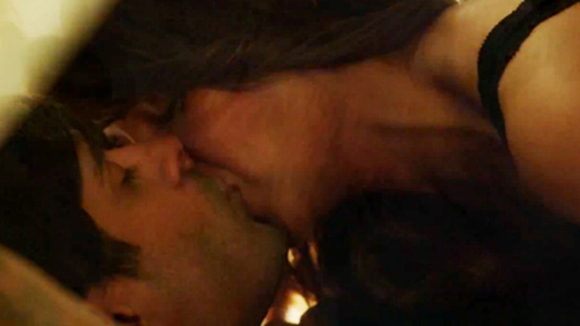 Bipasha Basu Karan Singh Grover Scene In Alone - video Dailymotion