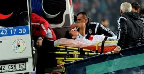 Annesinden Pektemek'e: Futbolu Bırak Oğlum