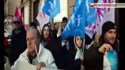 TG 09.12.14 Decaro ci ripensa, via i numeri da genitore 1 e 2