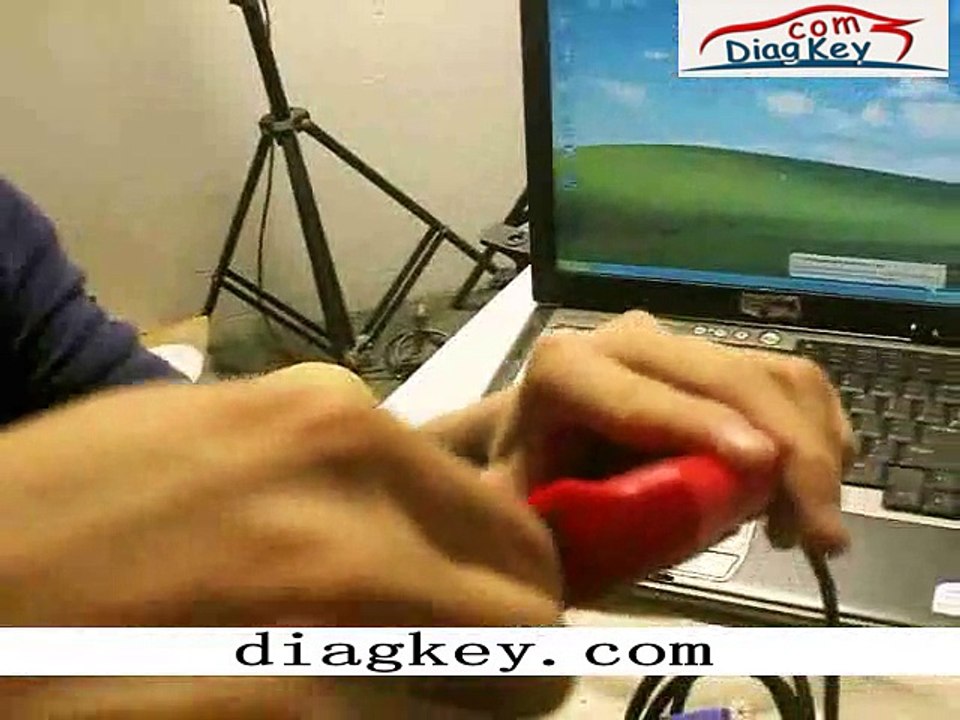 How to update ISCANCAR VAG KM IMMO OBD2 Code Scanner