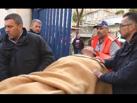 Napoli - Cumana, treni fermi. Protestano addetti pulizie, due colpiti da malore (09.12.14)