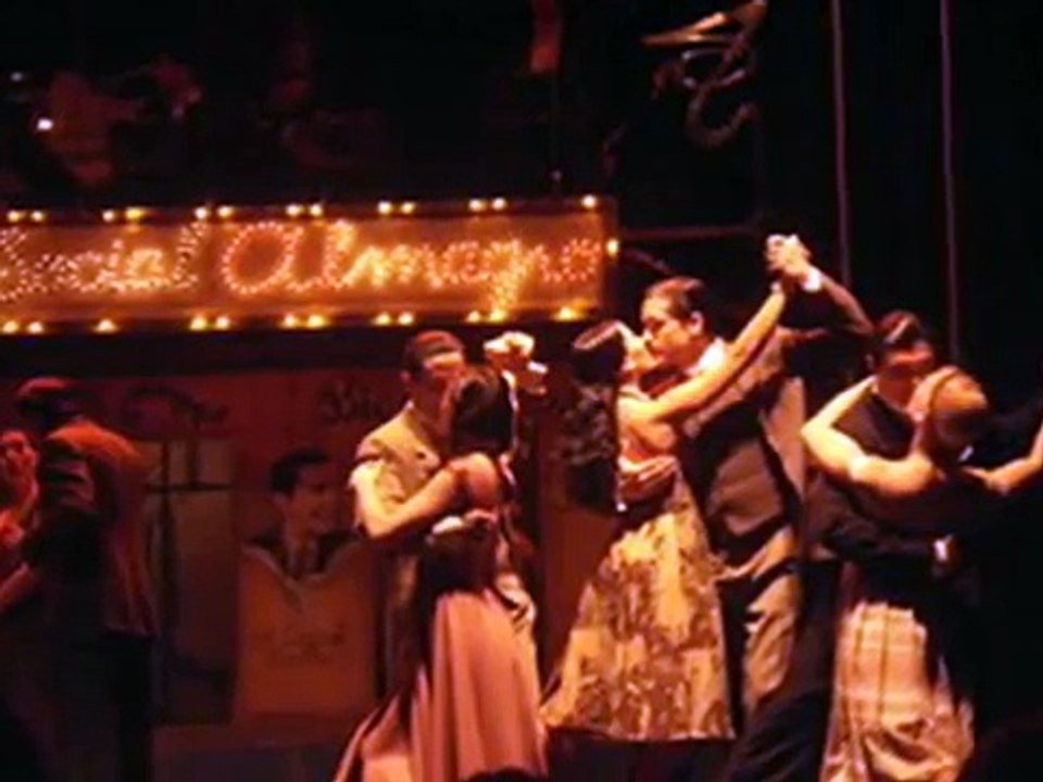 Dilek Türkan ♫♥♪ Mazi kalbimde bir Yaradır ♫♥♪