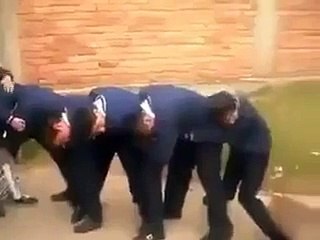 Kızlarla Uzun Eşek Oyunu