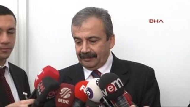 Sırrı Süreyya Önder : Yasal ve Anayasal Değişikliklerin Hepsi Var, Özerklik de Var