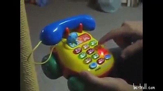 Un jouet pour enfant qui dit des gros mots