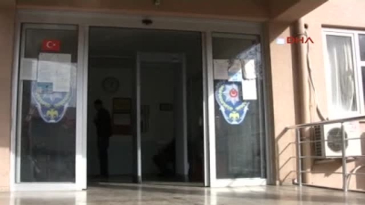 Mersin Boşandığı Öğretmen Eşini Boğazını Keserek Öldürdü -3 Zanlının Görüntüsü