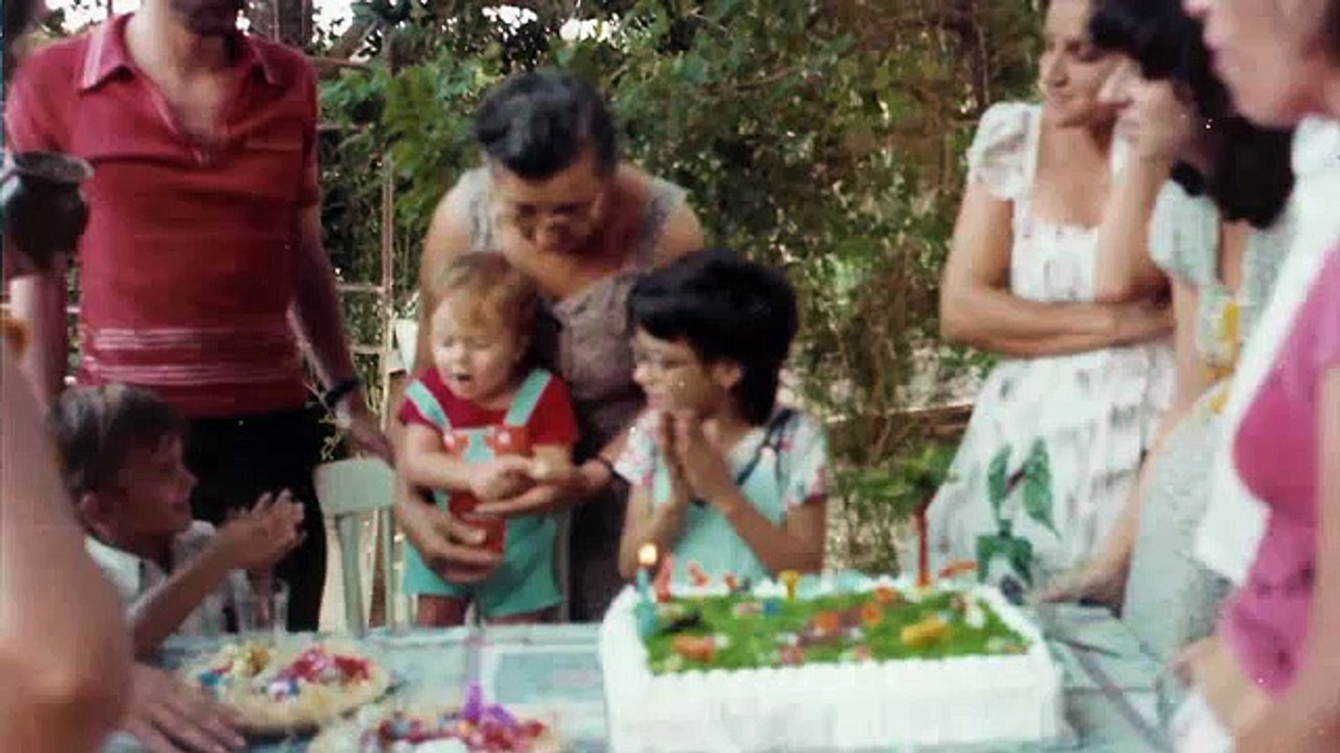 Balões, lembranças e pedaços de nossas vidas... - Trailer
